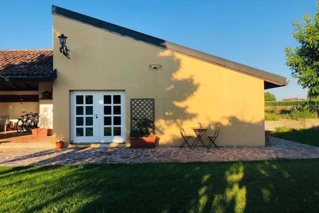 La Casa Nei Campi Villa Badia Pavese Exterior photo